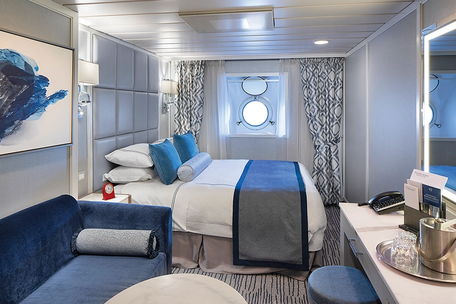 Desire-Cruises-Nautica-Suites-Ocean-View-Stateroom-01-900x600px