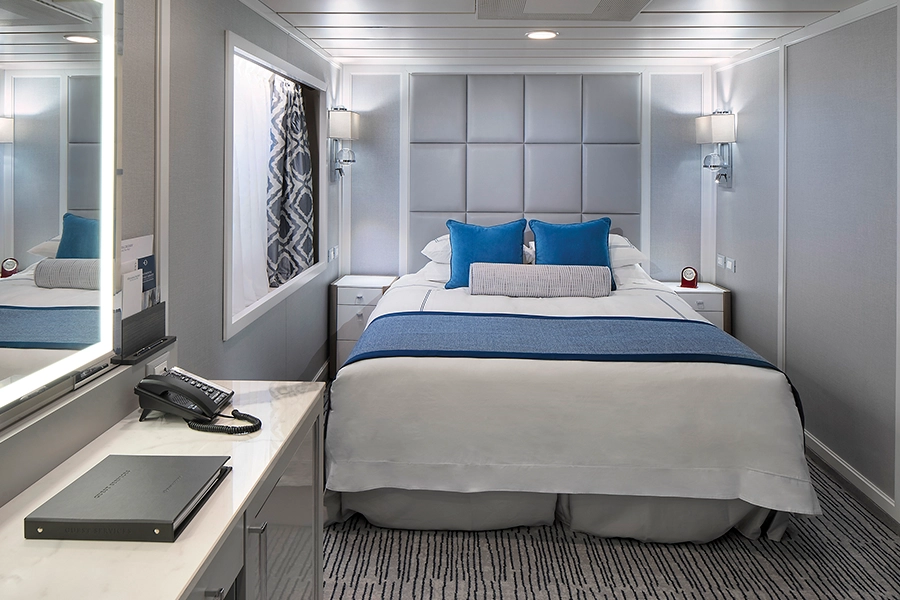 Desire-Cruises-Nautica-Suites-Ocean-View-Stateroom-02-900x600px