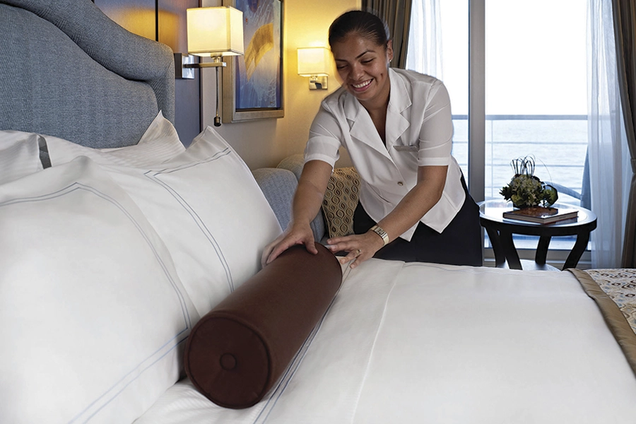 Desire-Cruises-DHSC28-cabins-Concierge-Level-Veranda-Deck-12-05-900x600px