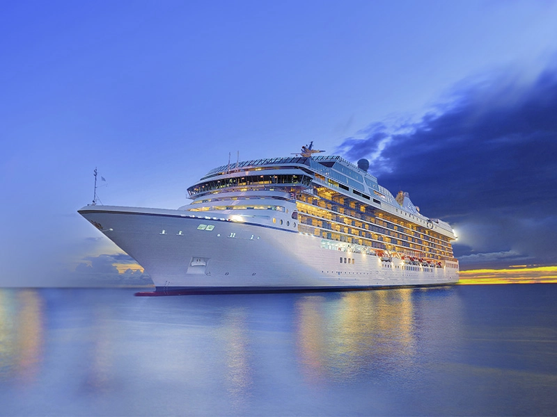 Desire-Cruises-Oceania-Fleet-Riviera-04-800x600px