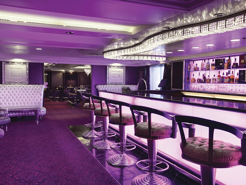 Desire-Cruises-Oceania-Fleet-Riviera-14-800x600px